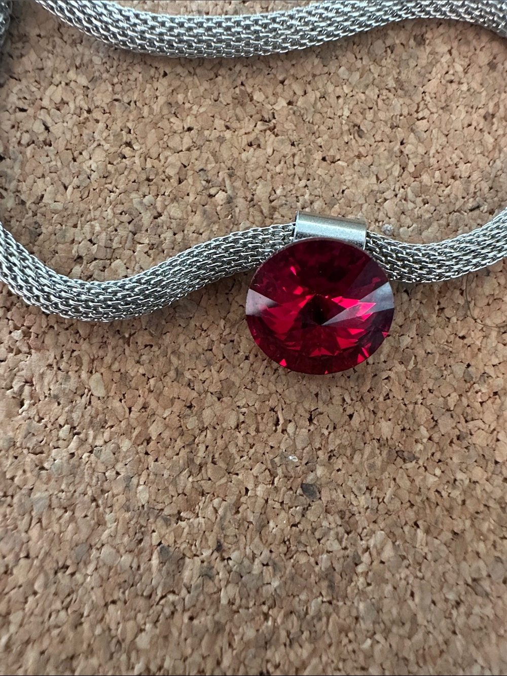 Swarovski Lt Siam Pendant by Atlantis Berlin🧜‍♀️17 inches magnetic chain clasp - Picture 9 of 10